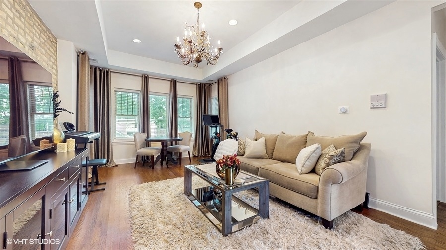 5803 N Campbell Avenue Unit: 2