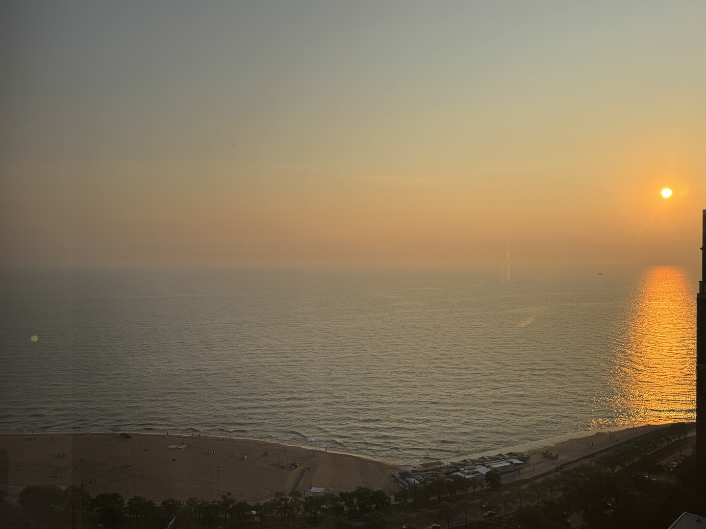 950 N Michigan Avenue Unit: 2502