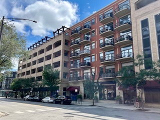 1301 W Madison Street Unit: 306