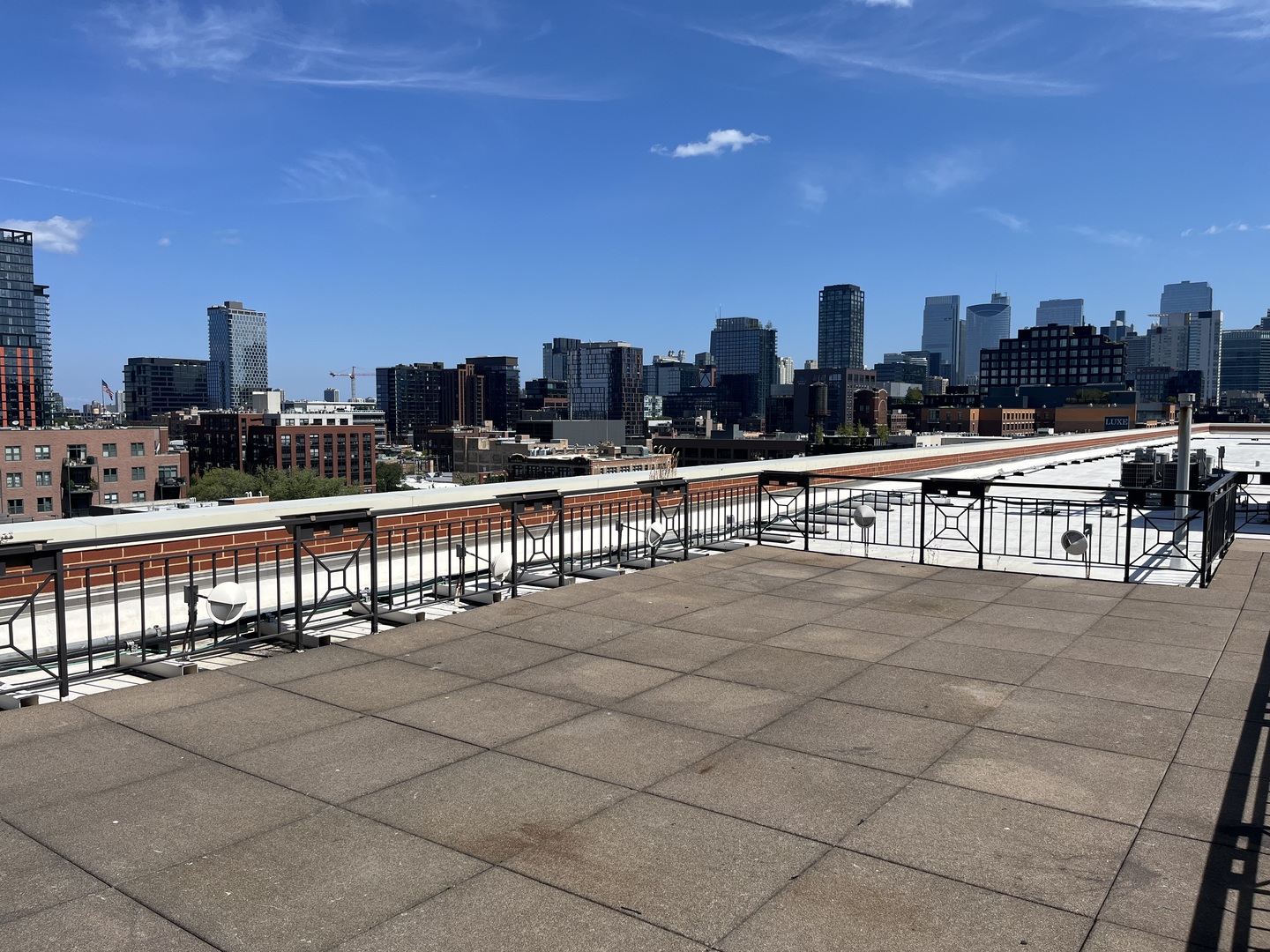 1301 W Madison Street Unit: 306