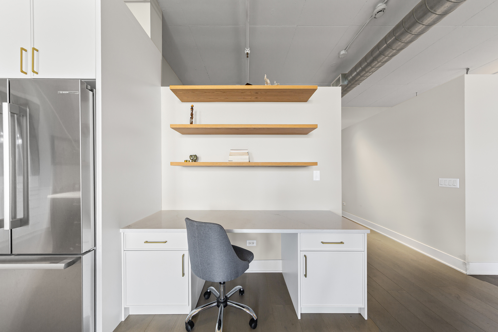 1301 W Madison Street Unit: 306