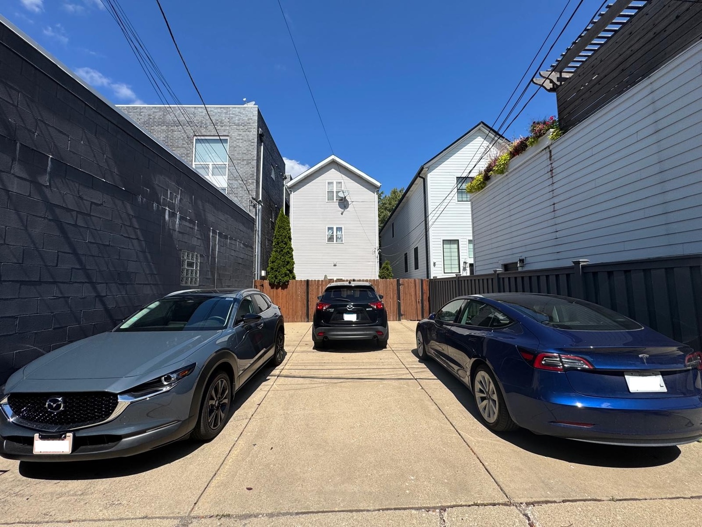 2661 W BELDEN Avenue Unit: 2