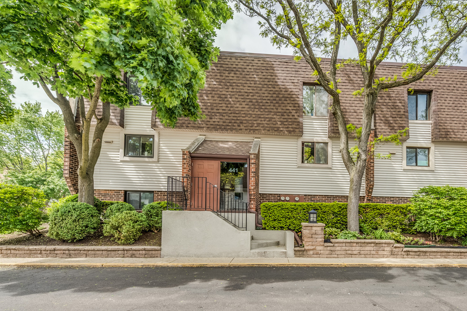 441 Elm Street Unit: 3A