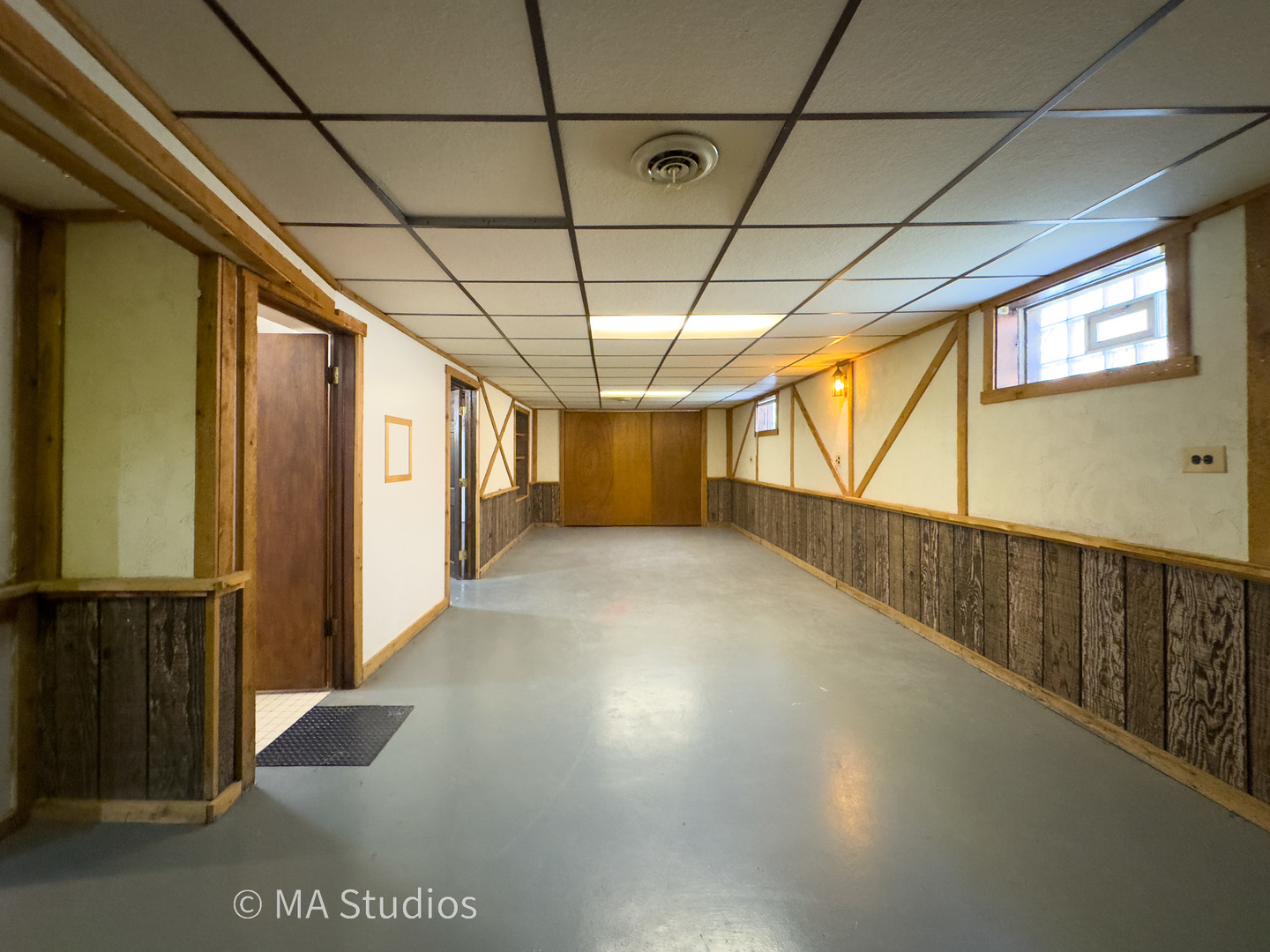 7204 W Myrtle Avenue