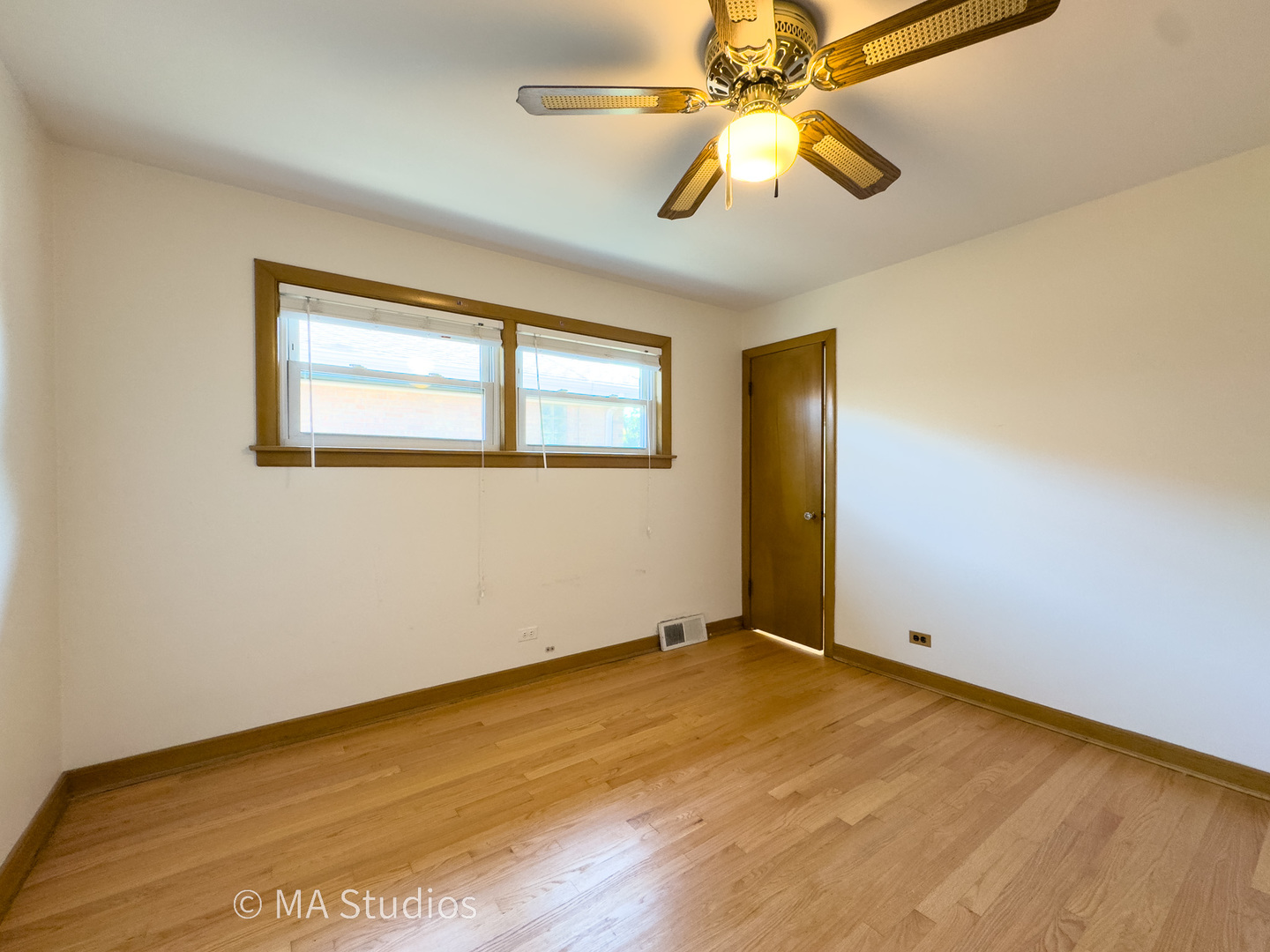 7204 W Myrtle Avenue