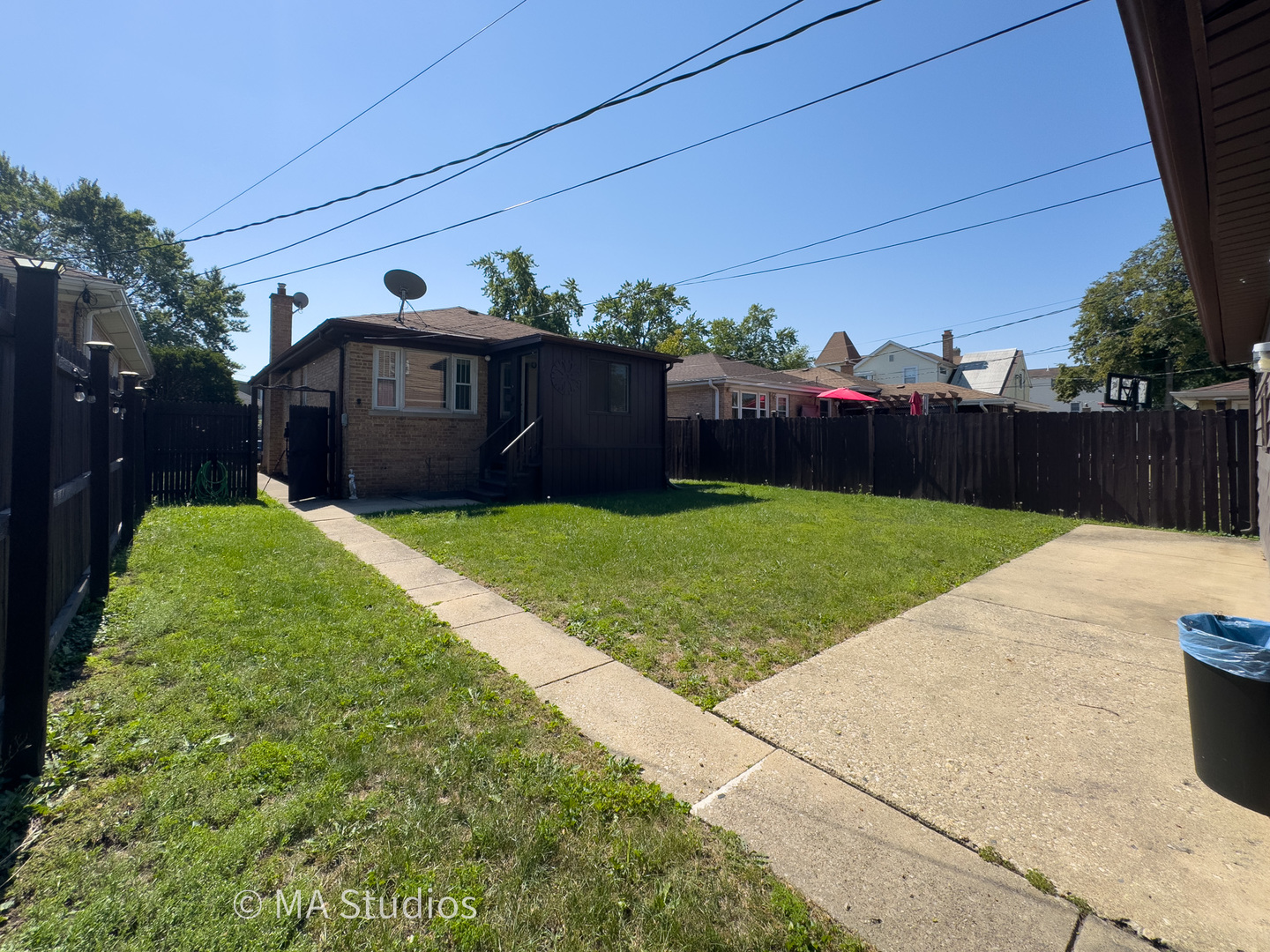 7204 W Myrtle Avenue