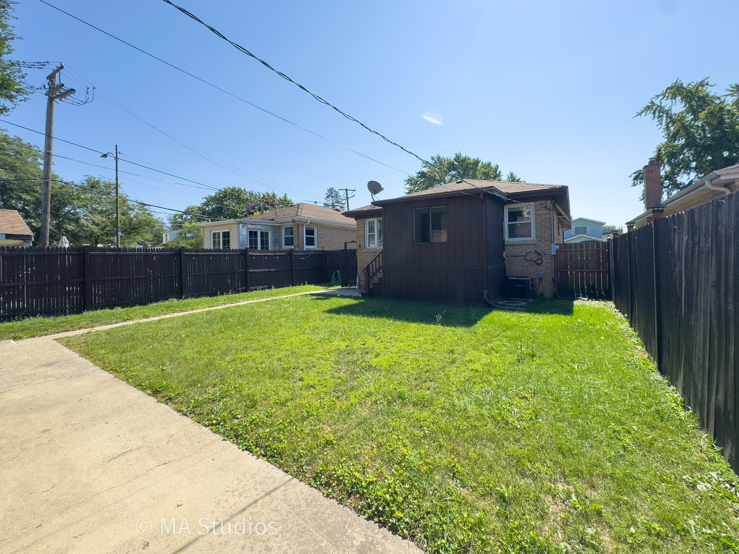 7204 W Myrtle Avenue