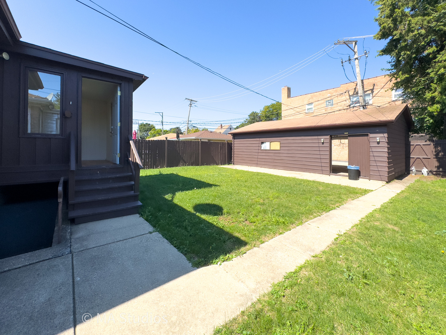 7204 W Myrtle Avenue