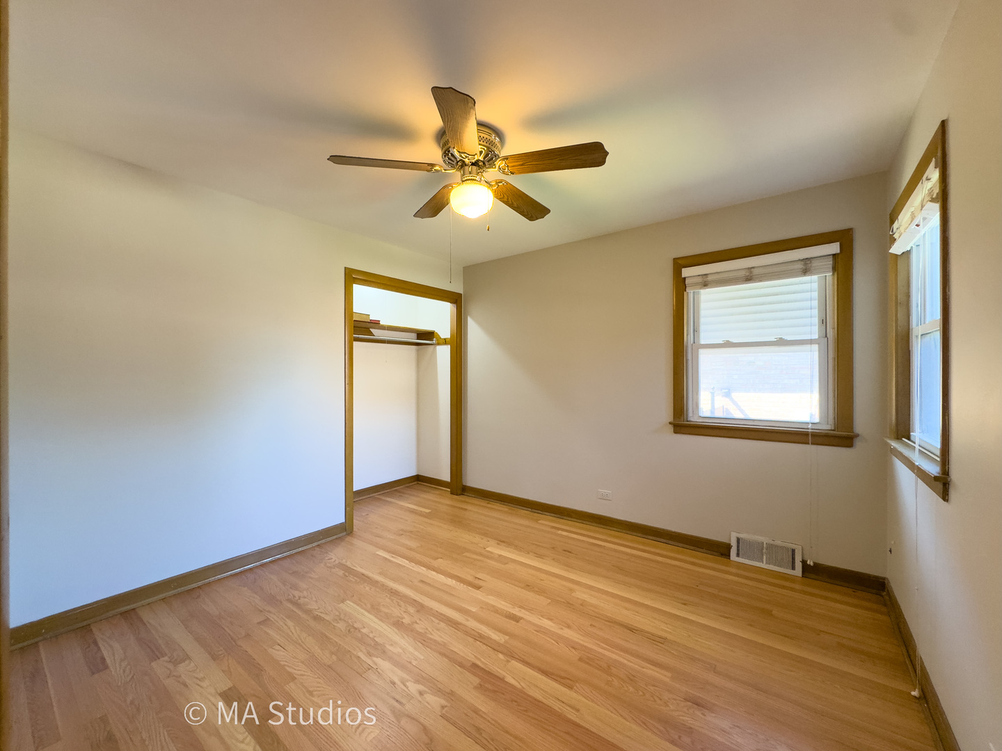 7204 W Myrtle Avenue