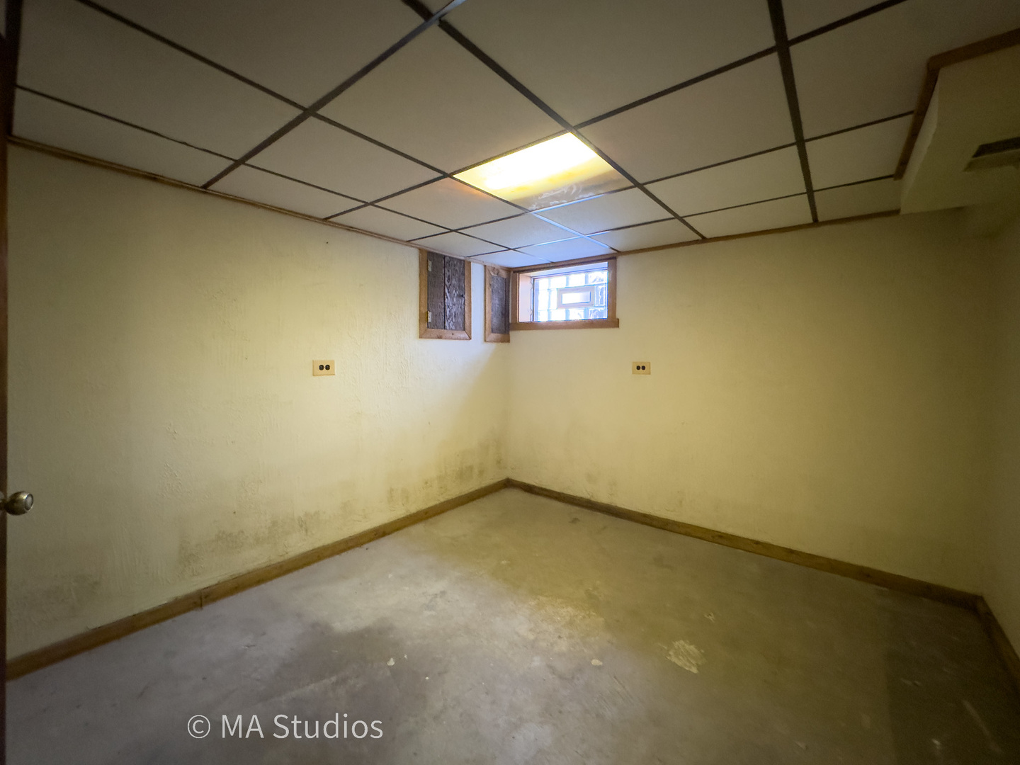 7204 W Myrtle Avenue