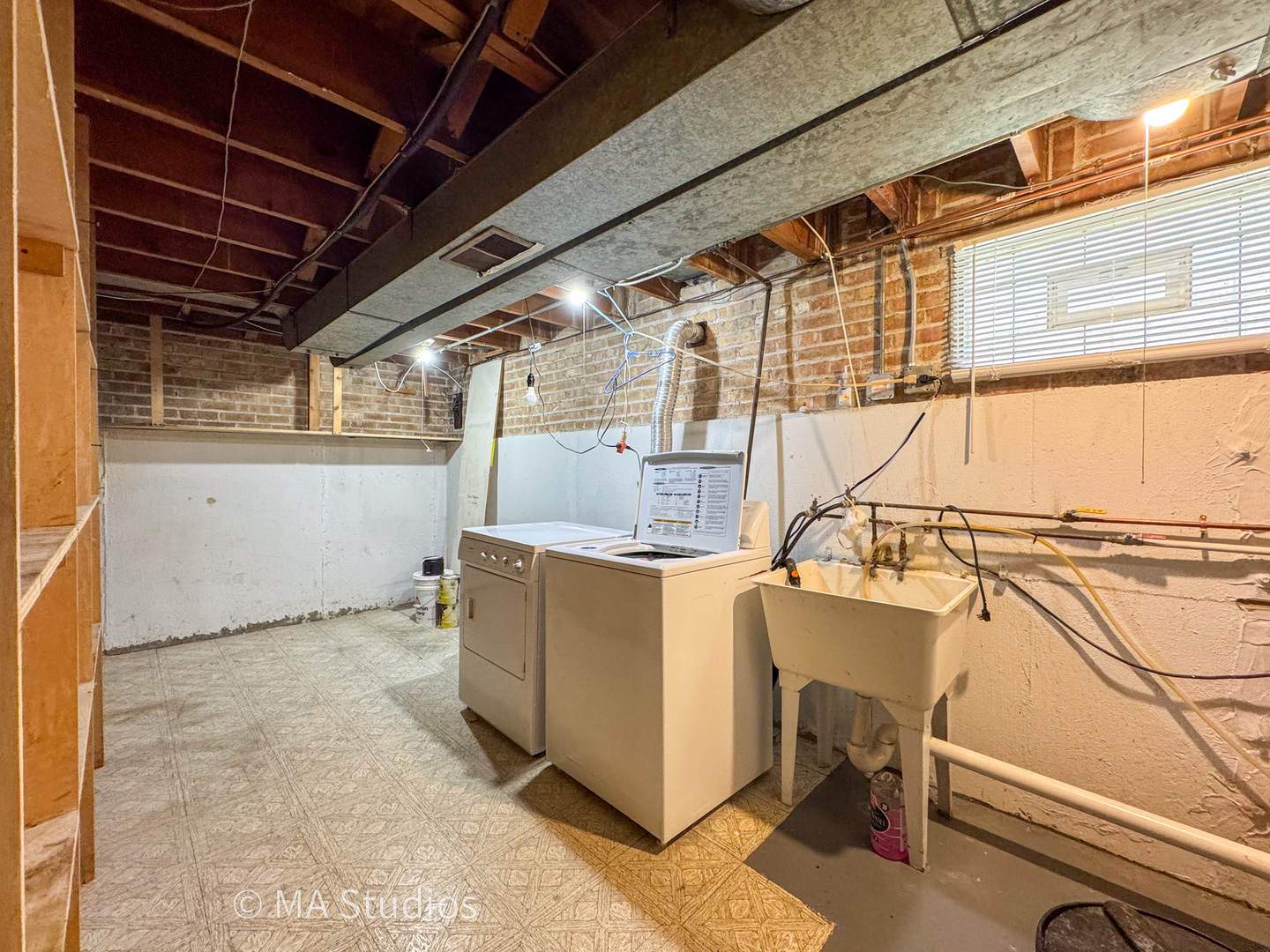 7204 W Myrtle Avenue