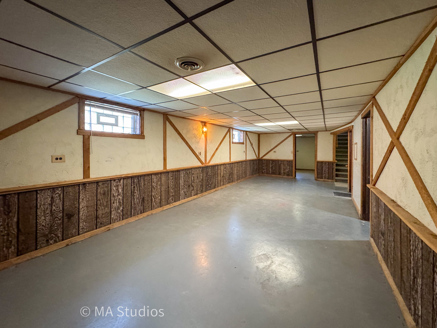 7204 W Myrtle Avenue