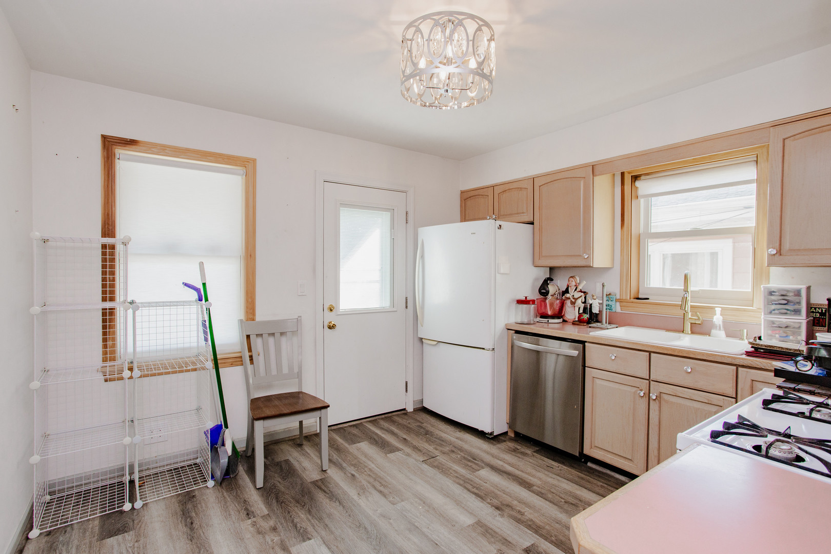 6505 N Nordica Avenue