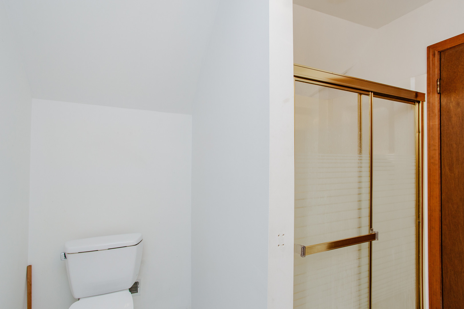 6505 N Nordica Avenue