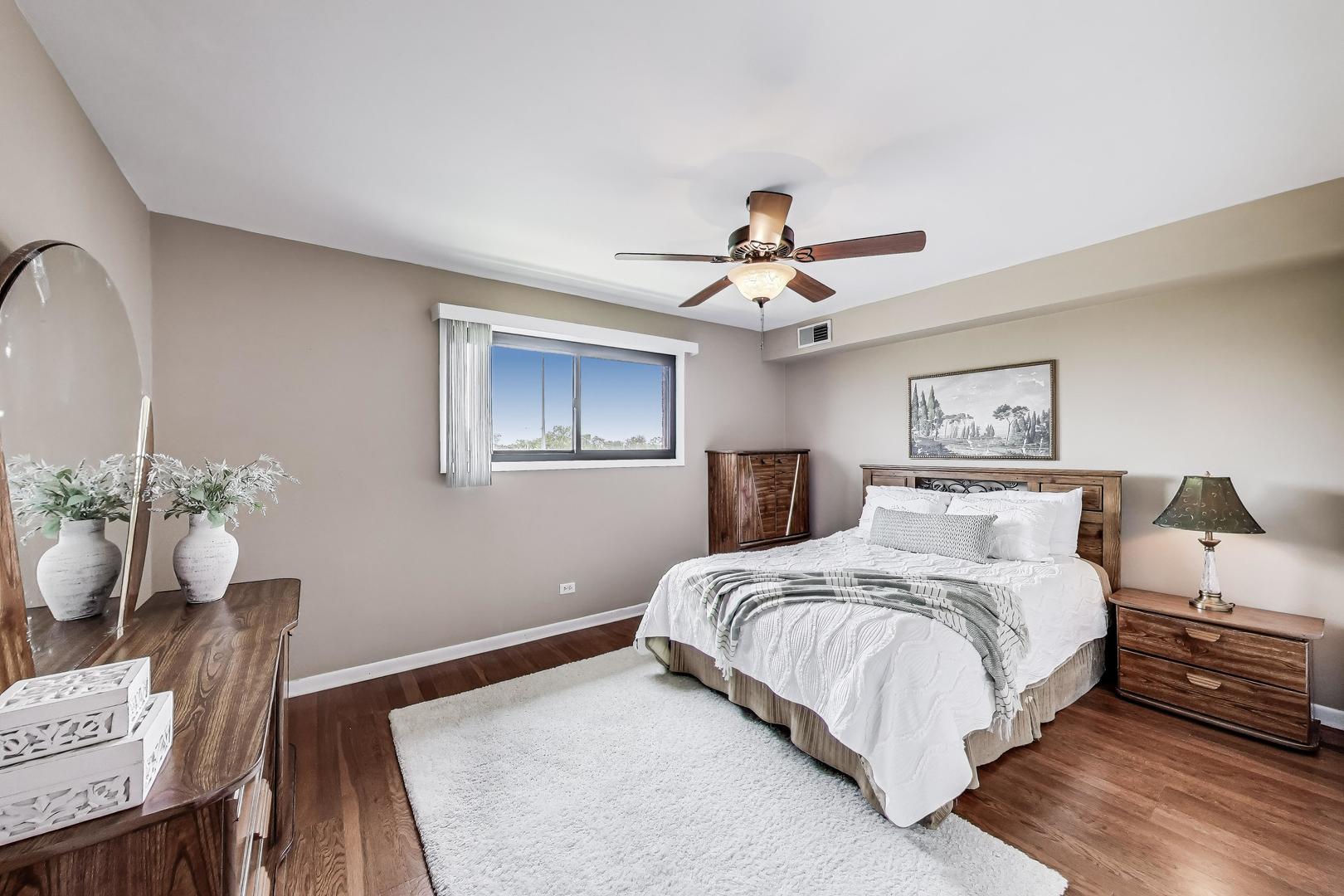 7616 W Lawrence Avenue Unit: 3A