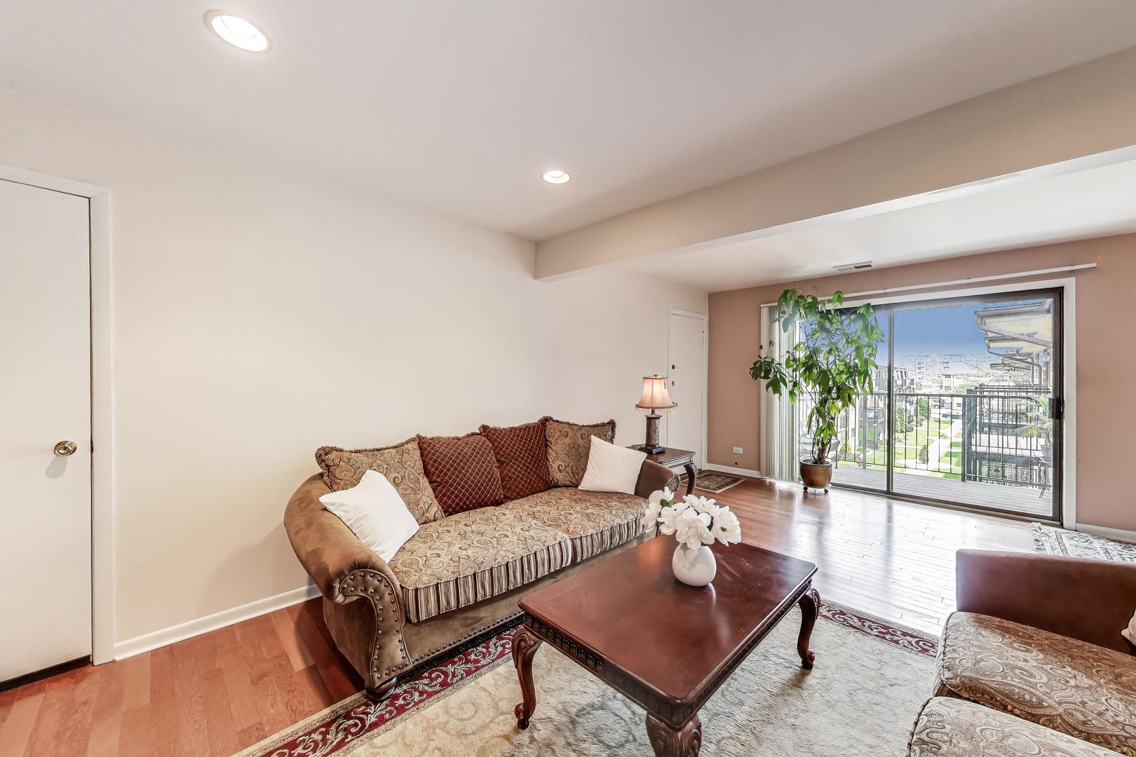 7616 W Lawrence Avenue Unit: 3A