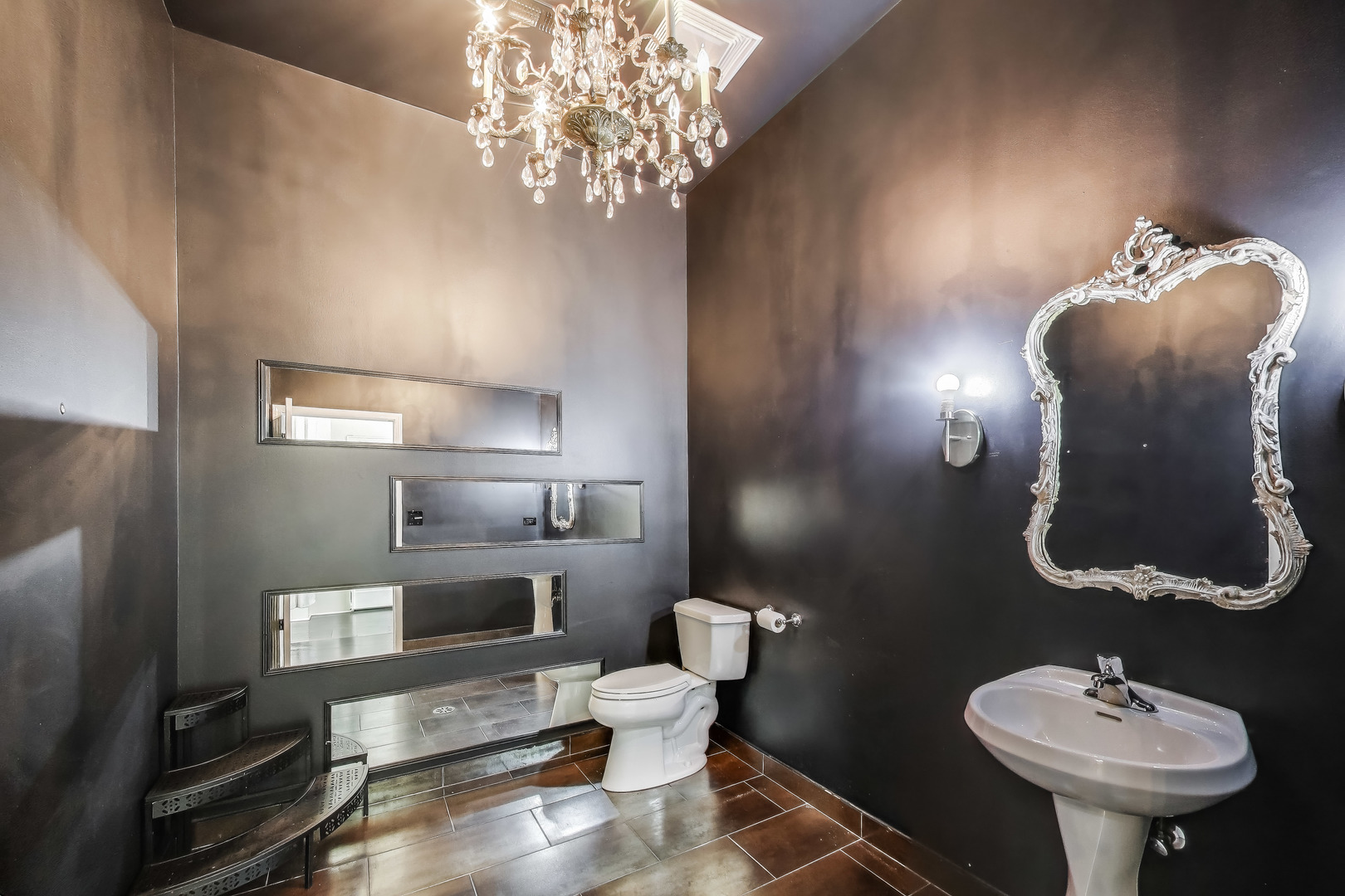 18 E Cullerton Street Unit: C1