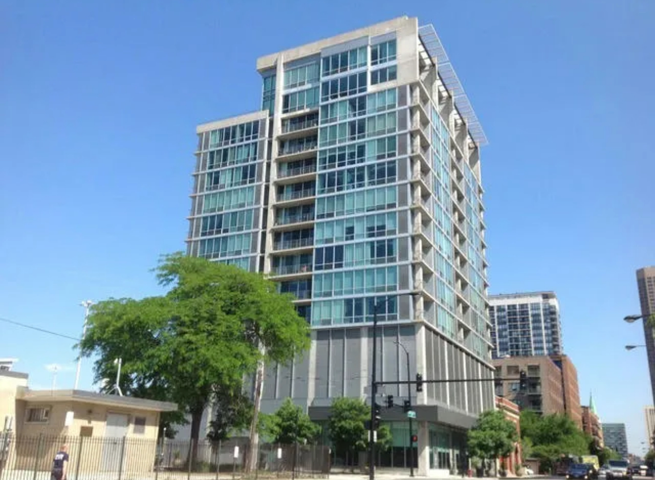 700 W Van Buren Street Unit: 801