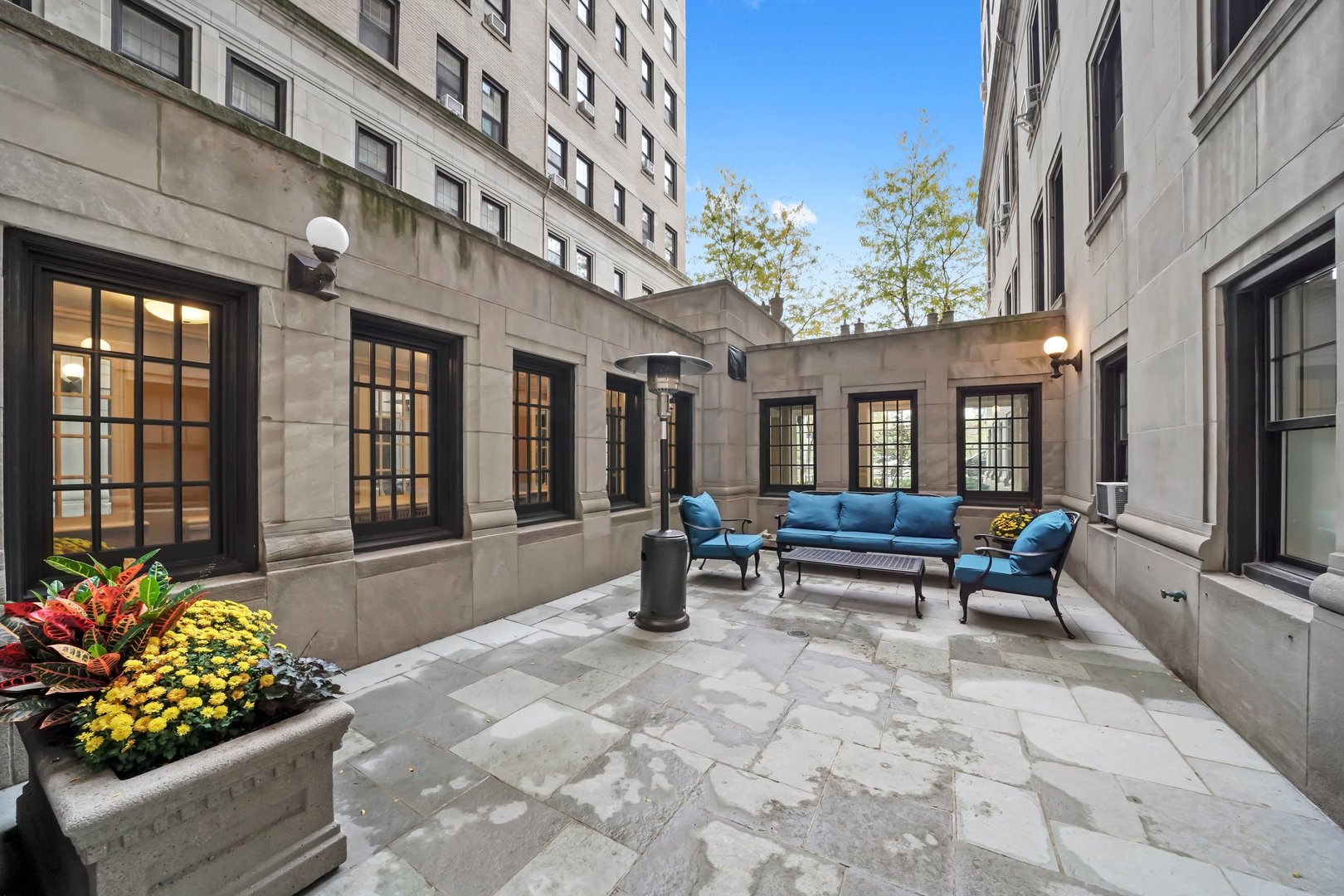 3520 N LAKE SHORE Drive Unit: 4M