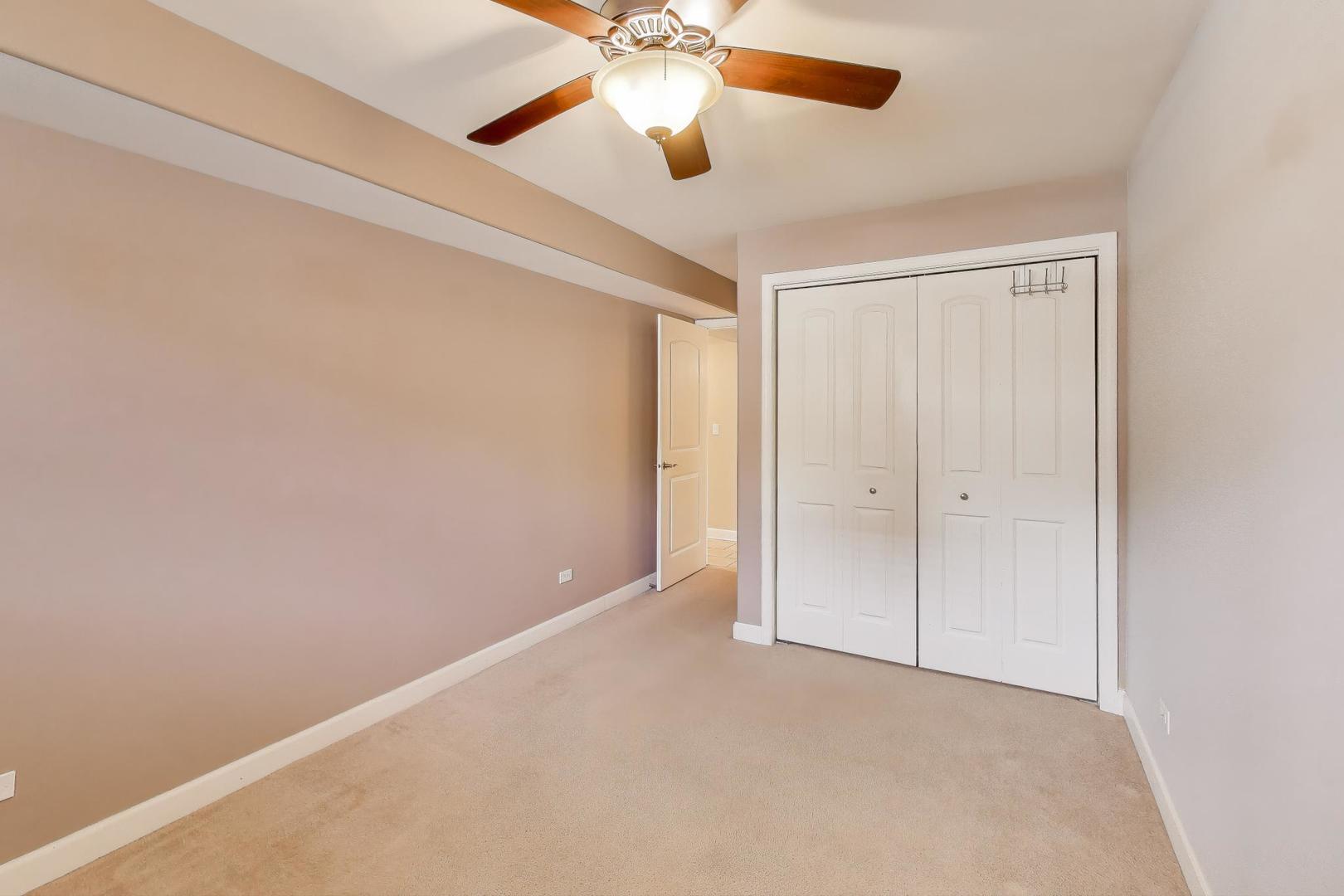 6710 N OLIPHANT Avenue Unit: G