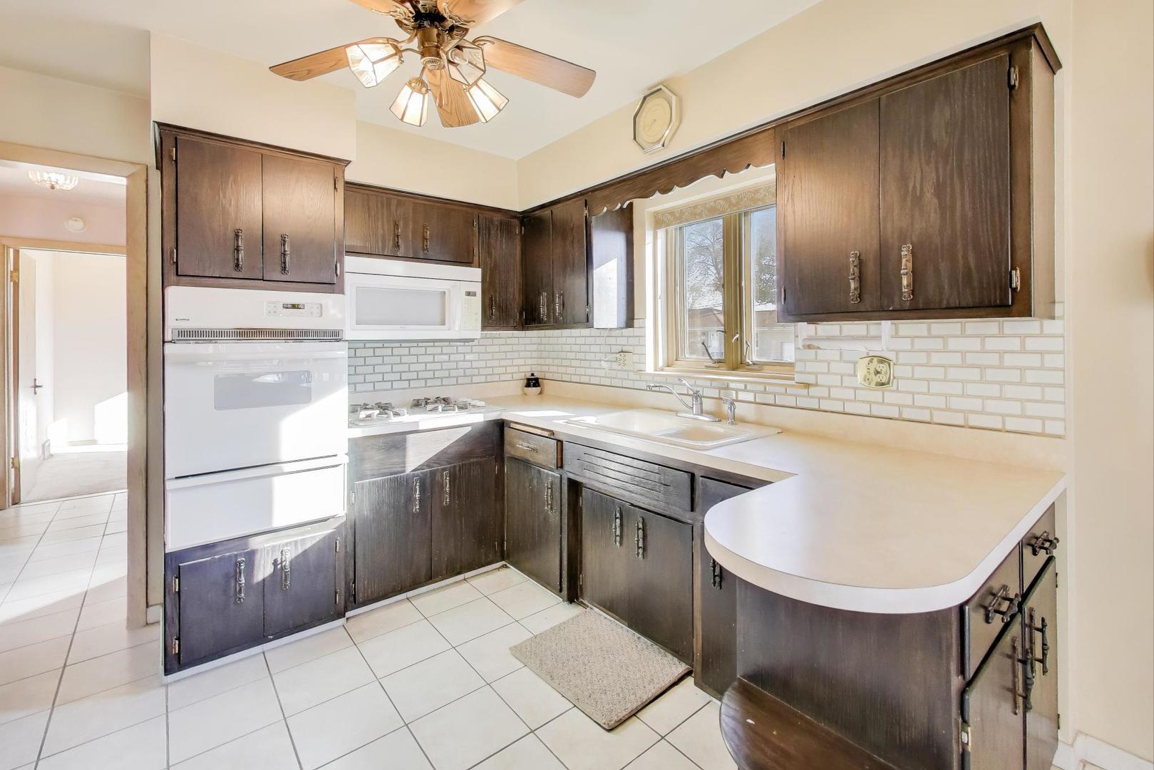 5700 N Orange Avenue