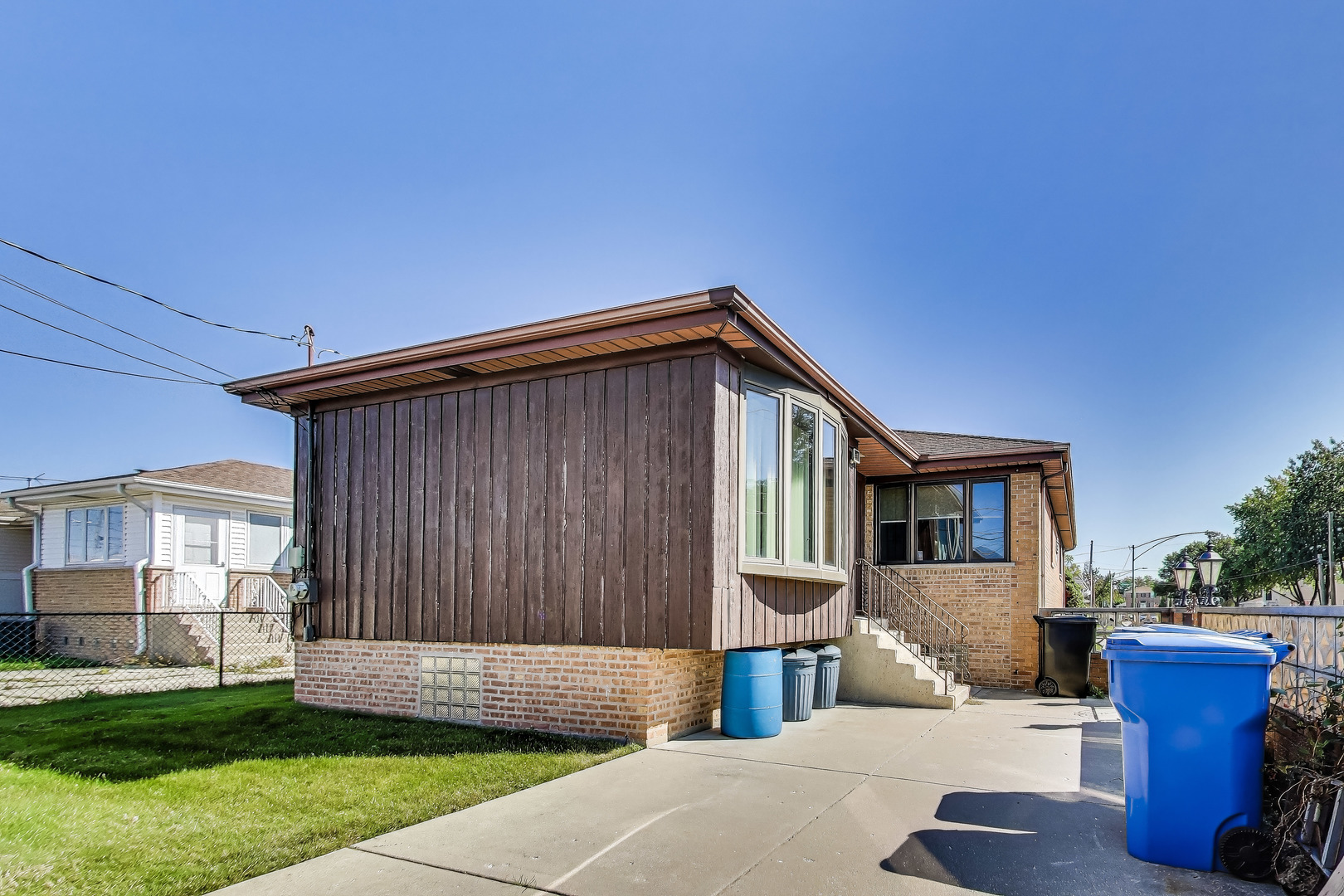 5700 N Orange Avenue