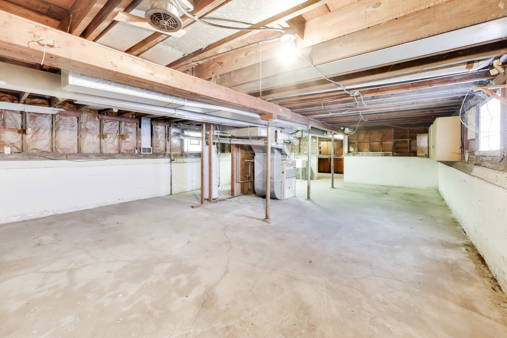 6516 N Nordica Avenue