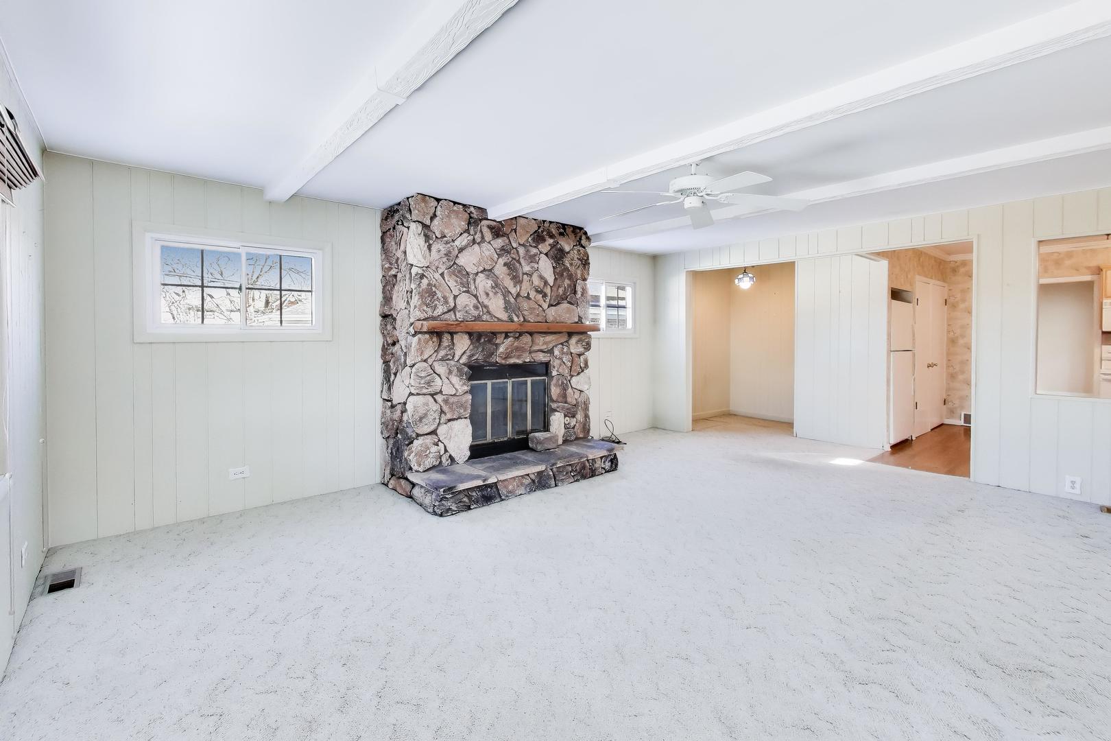 6516 N Nordica Avenue