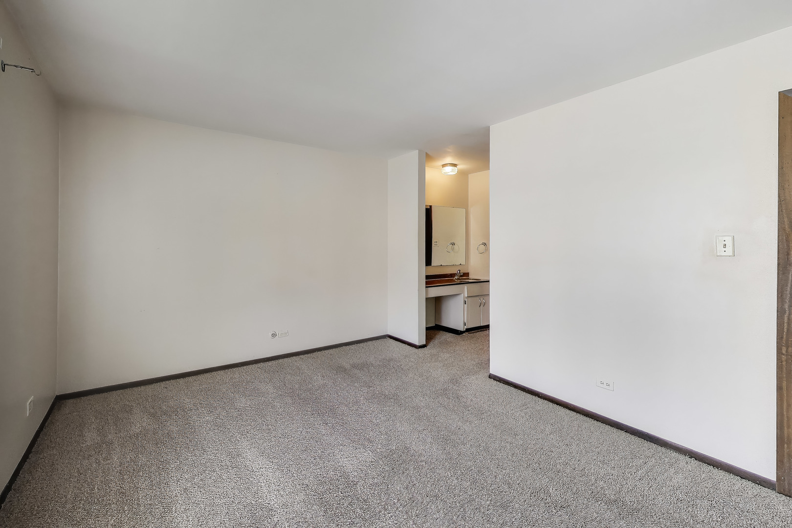 1720 Lakecliffe Drive Unit: A