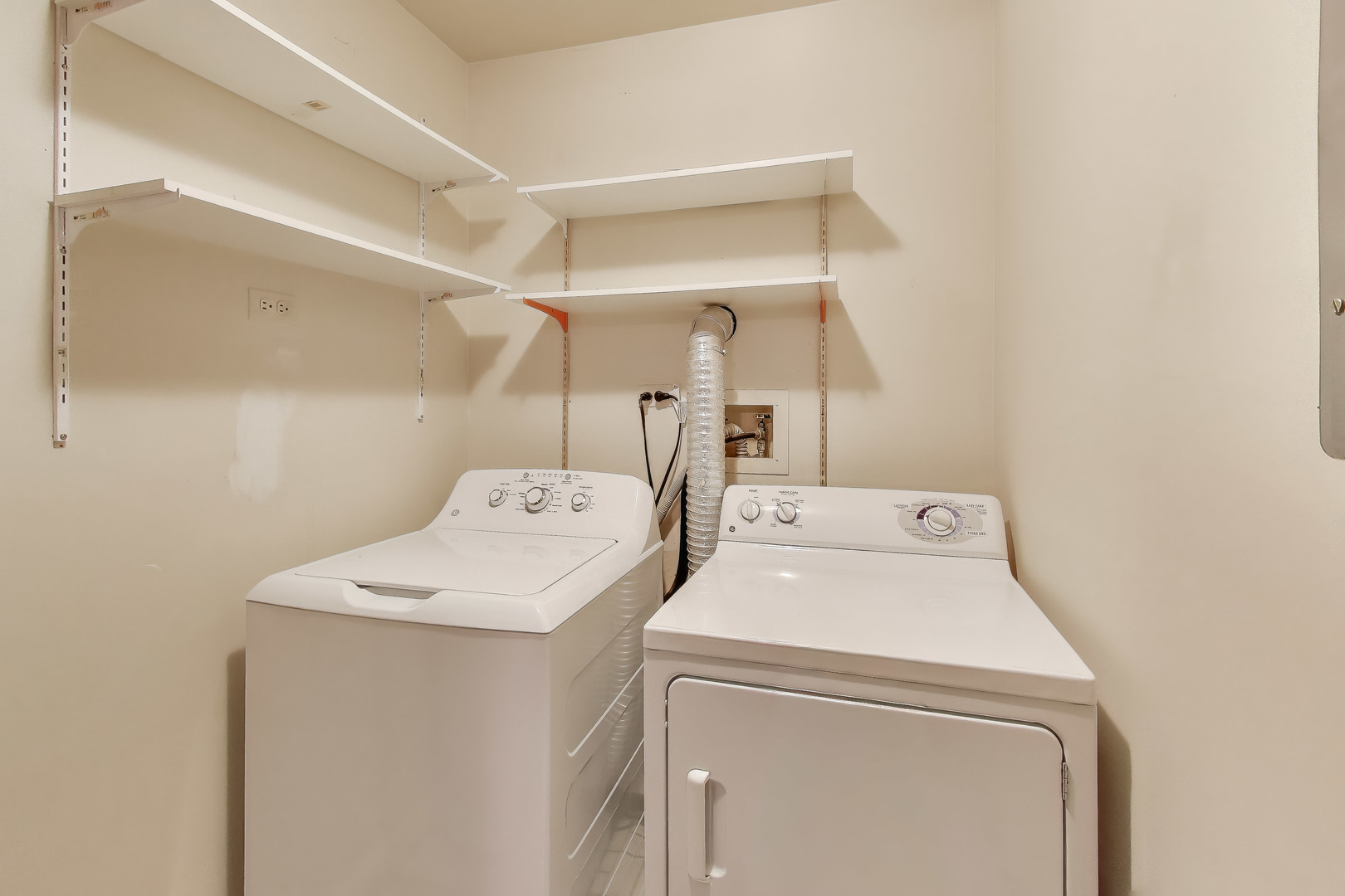 1720 Lakecliffe Drive Unit: A