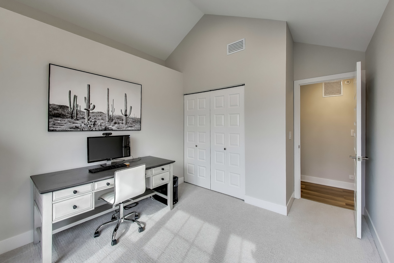 422 Cromwell Circle Unit: 2