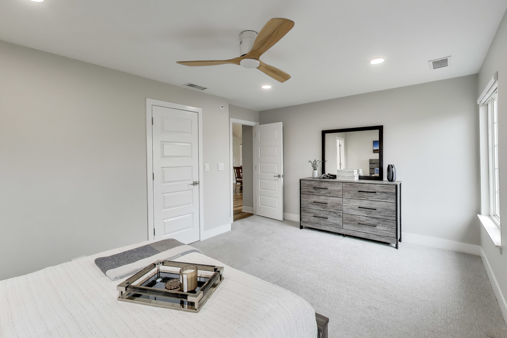 422 Cromwell Circle Unit: 2