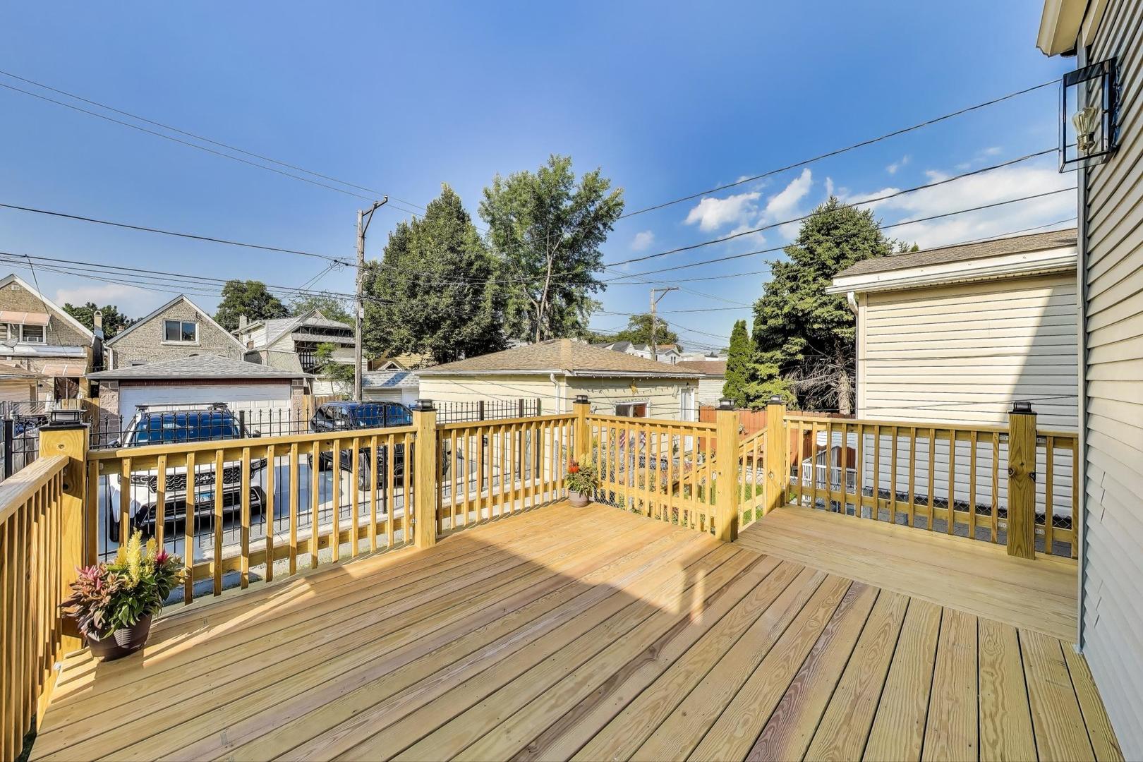 3440 W Hirsch Street