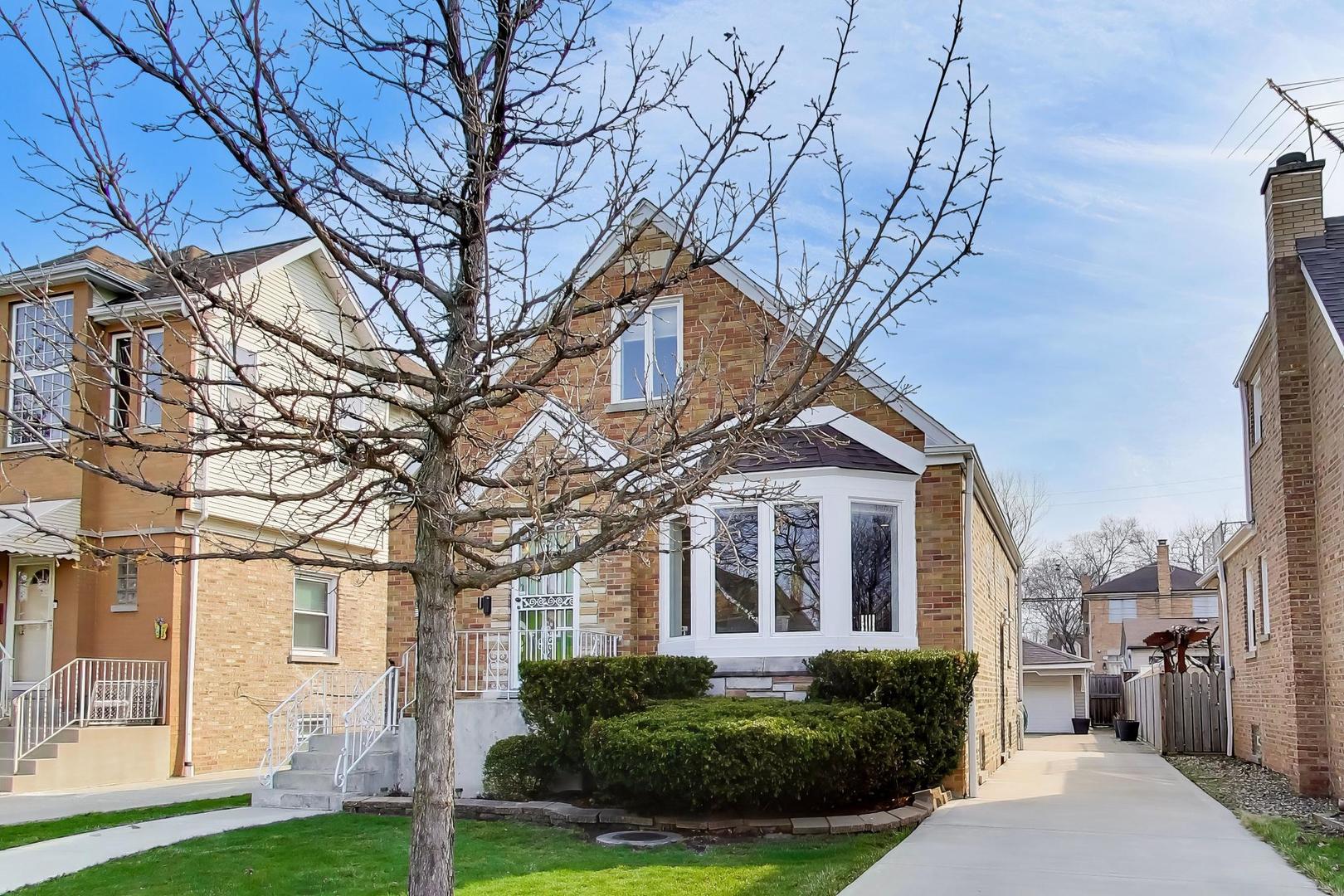 5011 N MOBILE Avenue