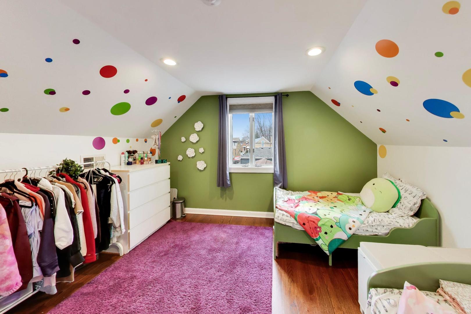 5011 N MOBILE Avenue