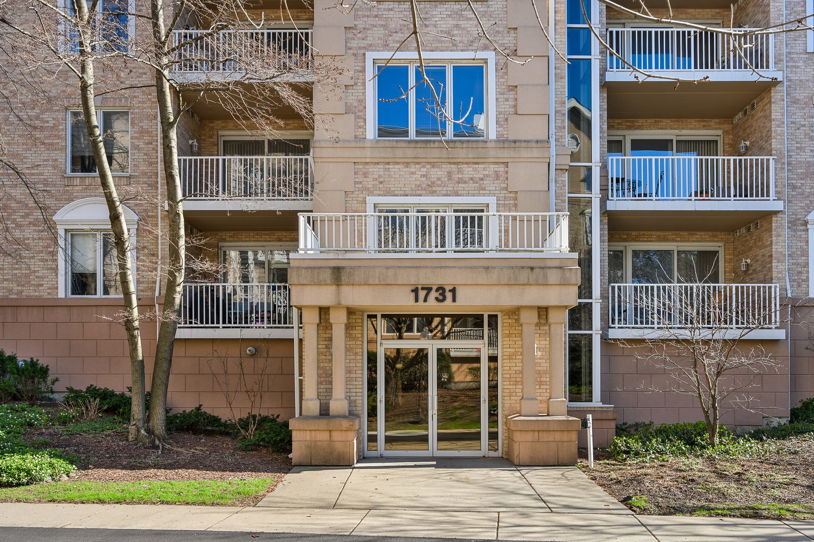 1731 Pavilion Way Way Unit: 405
