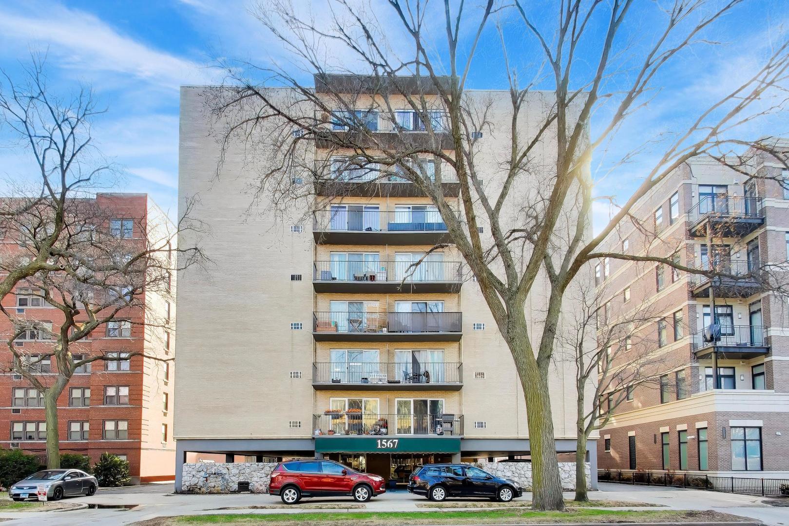 1567 Ridge Road Unit: 406