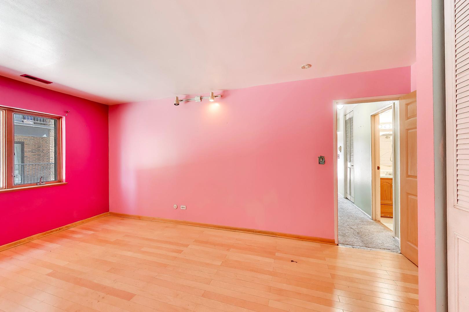 7908 W North Avenue Unit: 201C