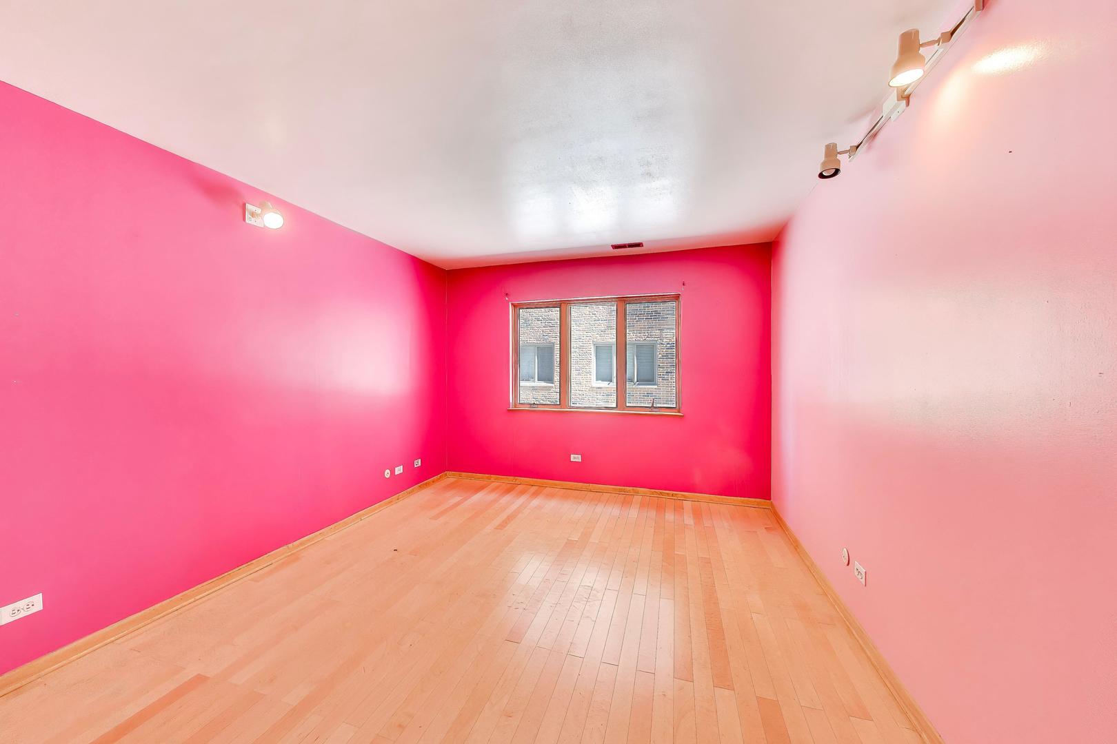 7908 W North Avenue Unit: 201C