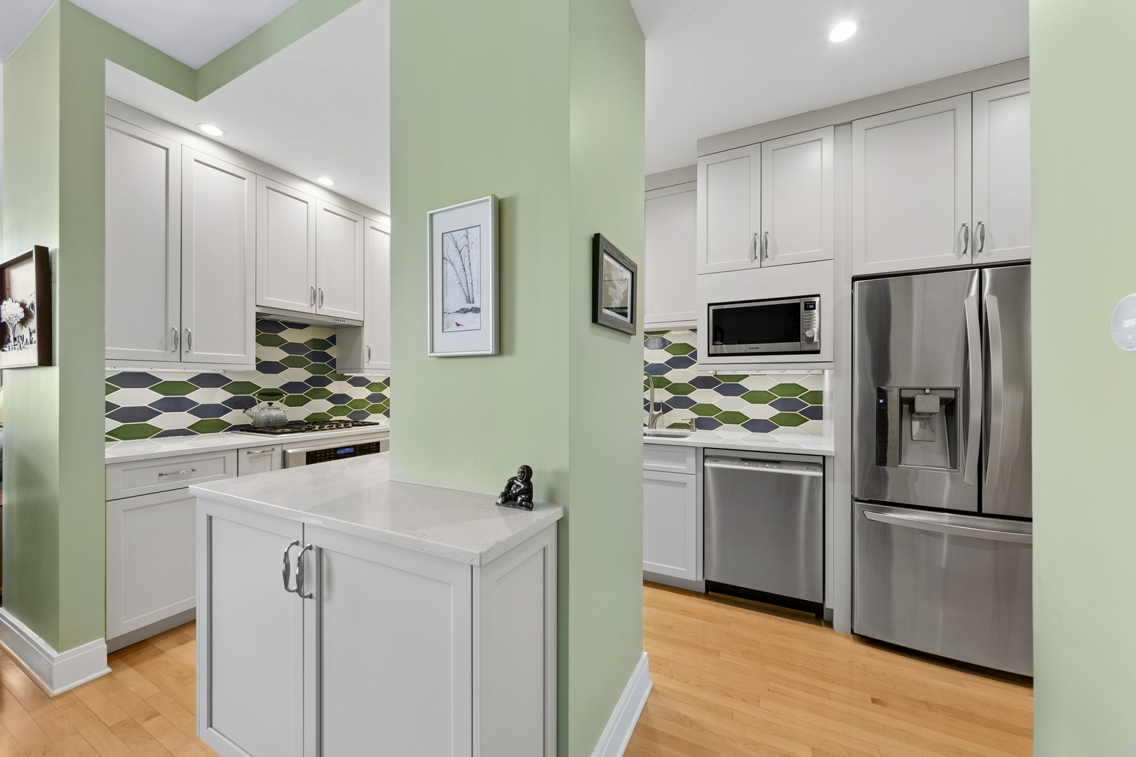 330 S Michigan Avenue Unit: 1707