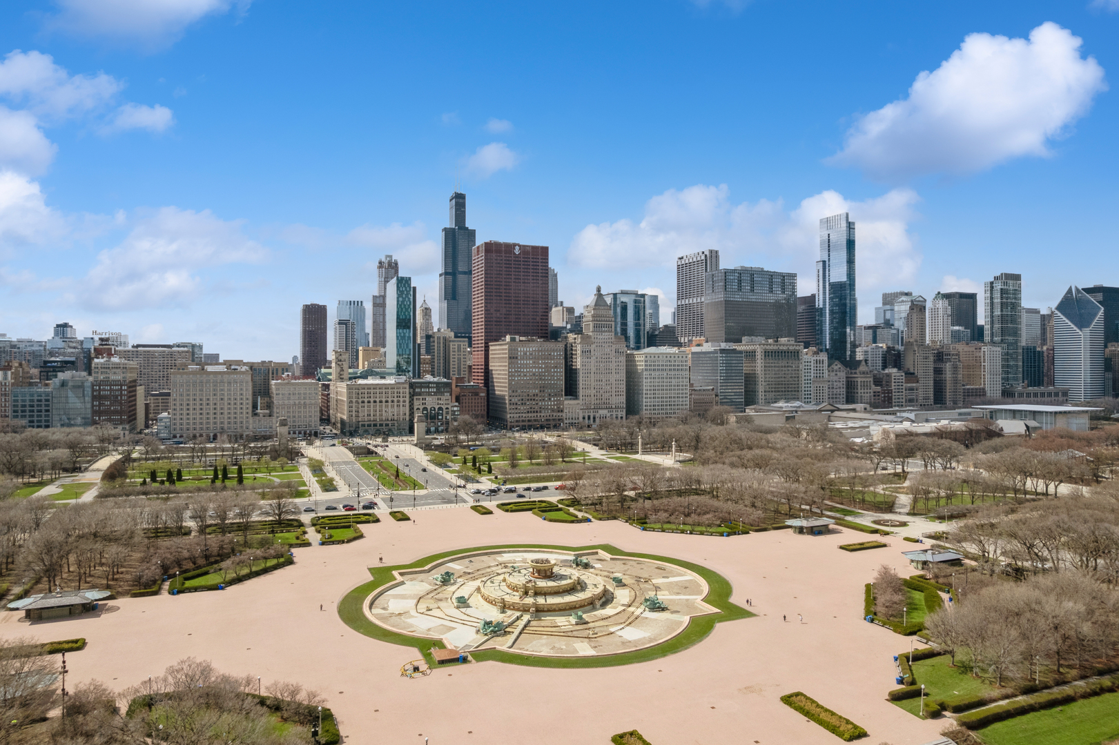 330 S Michigan Avenue Unit: 1707