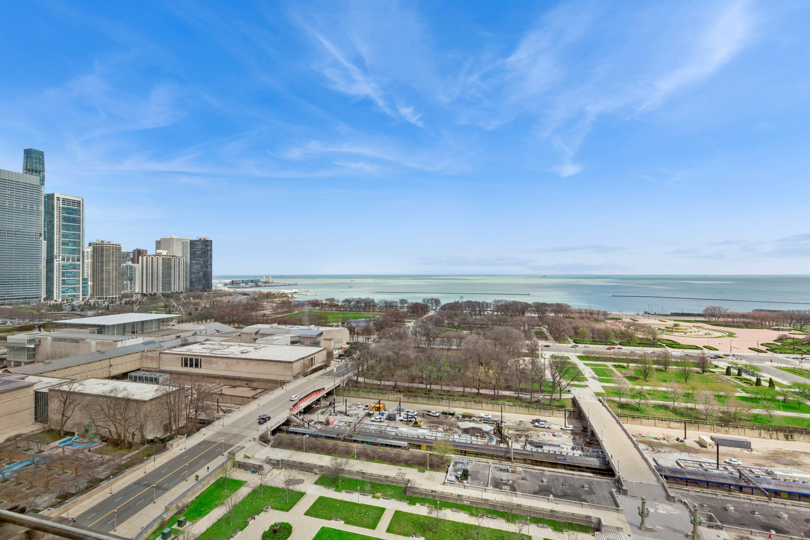 330 S Michigan Avenue Unit: 1707
