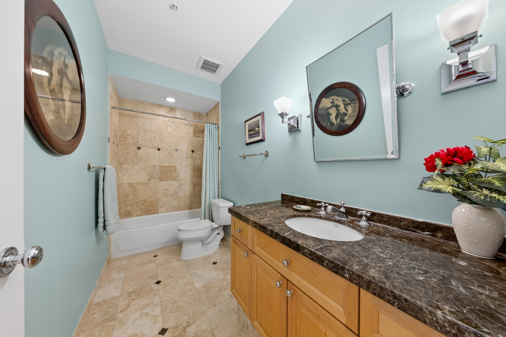 330 S Michigan Avenue Unit: 1707