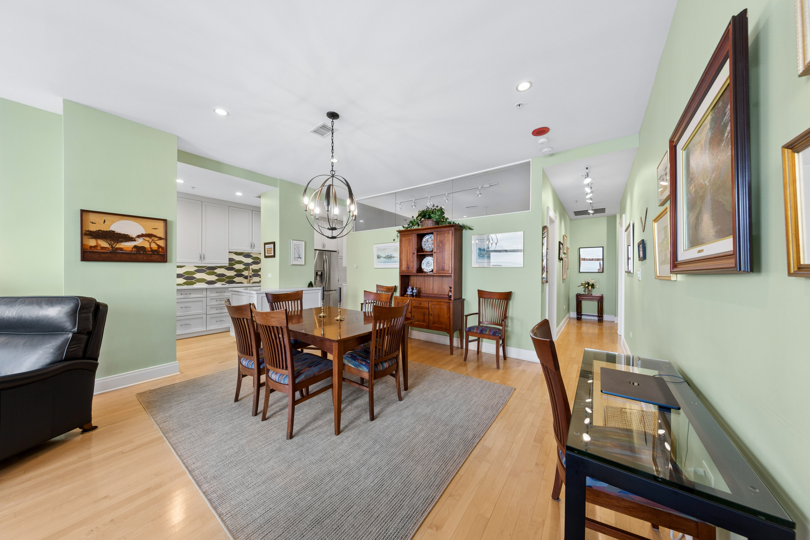 330 S Michigan Avenue Unit: 1707