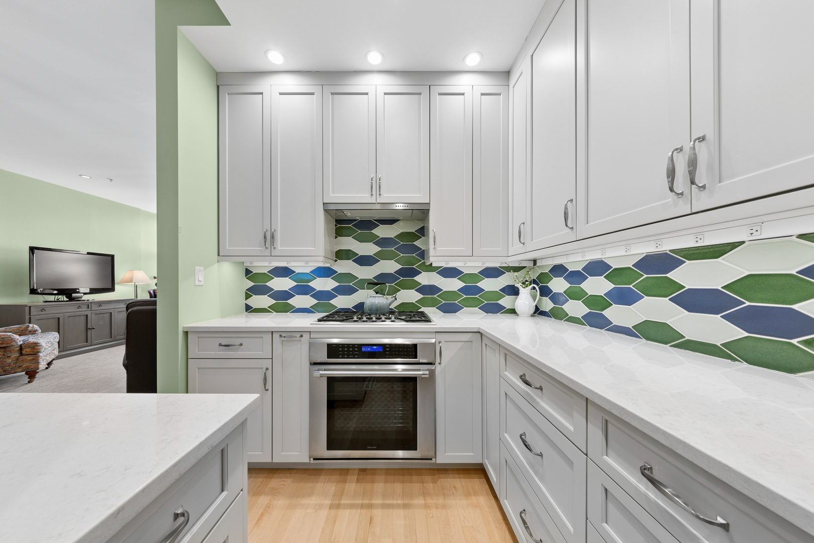 330 S Michigan Avenue Unit: 1707