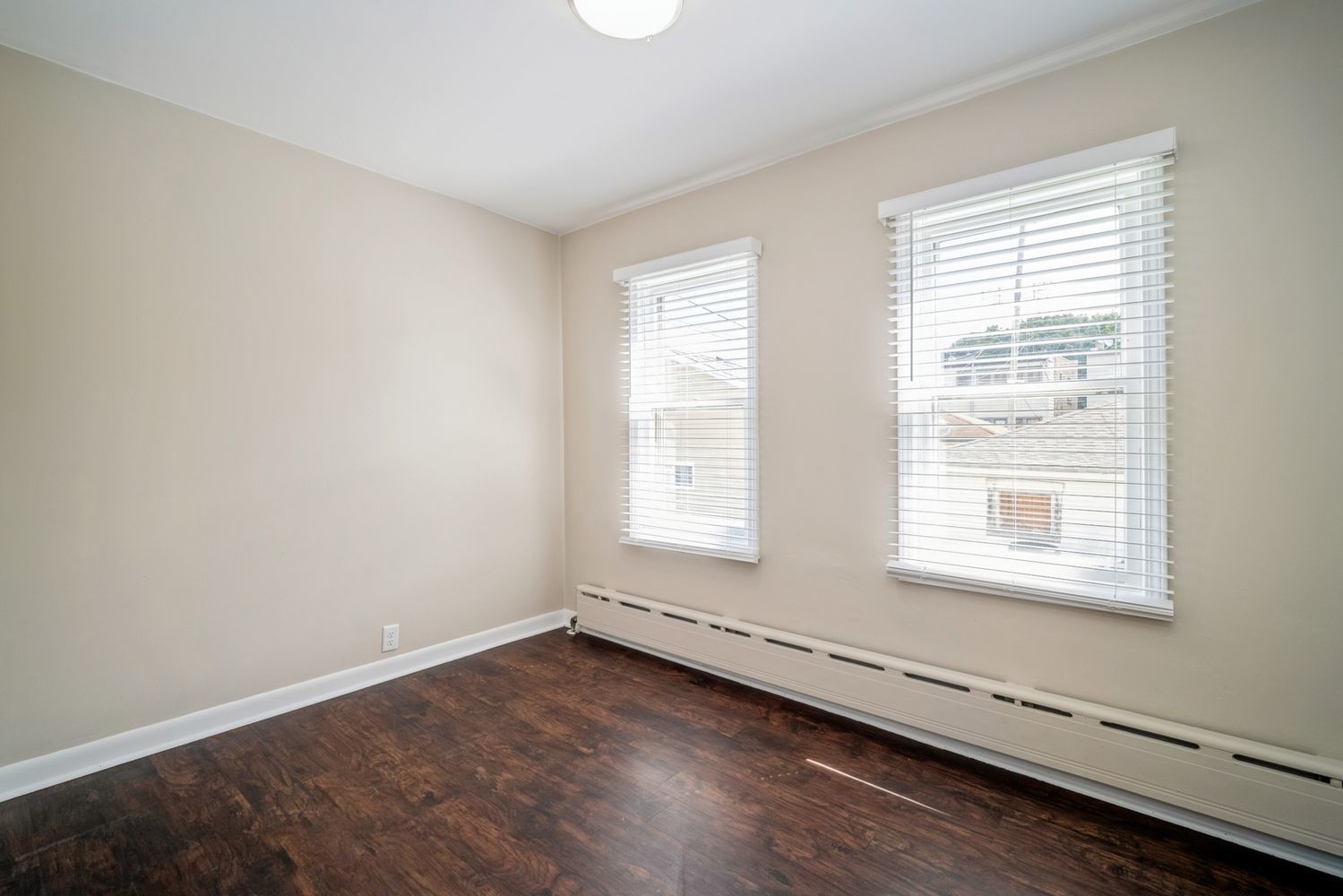 5719 N Meade Avenue Unit: 1