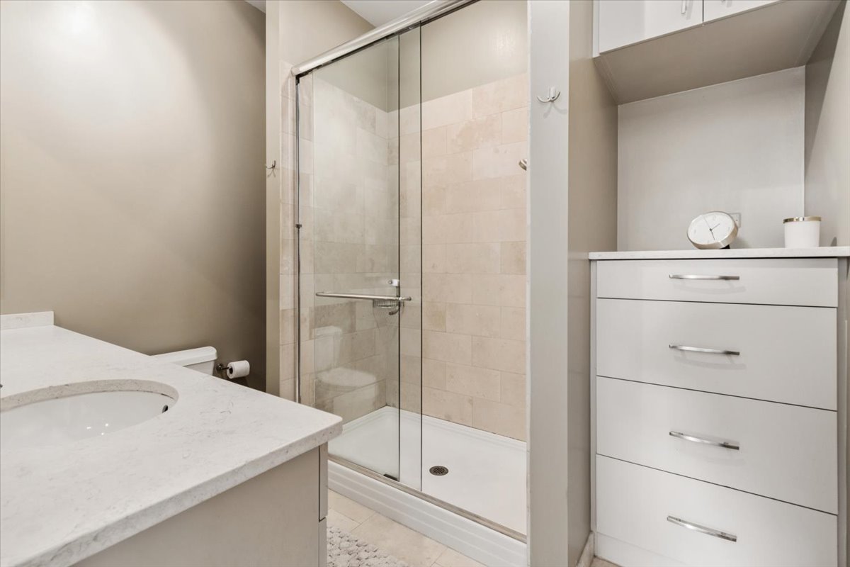 4150 N Sheridan Road Unit: 3S