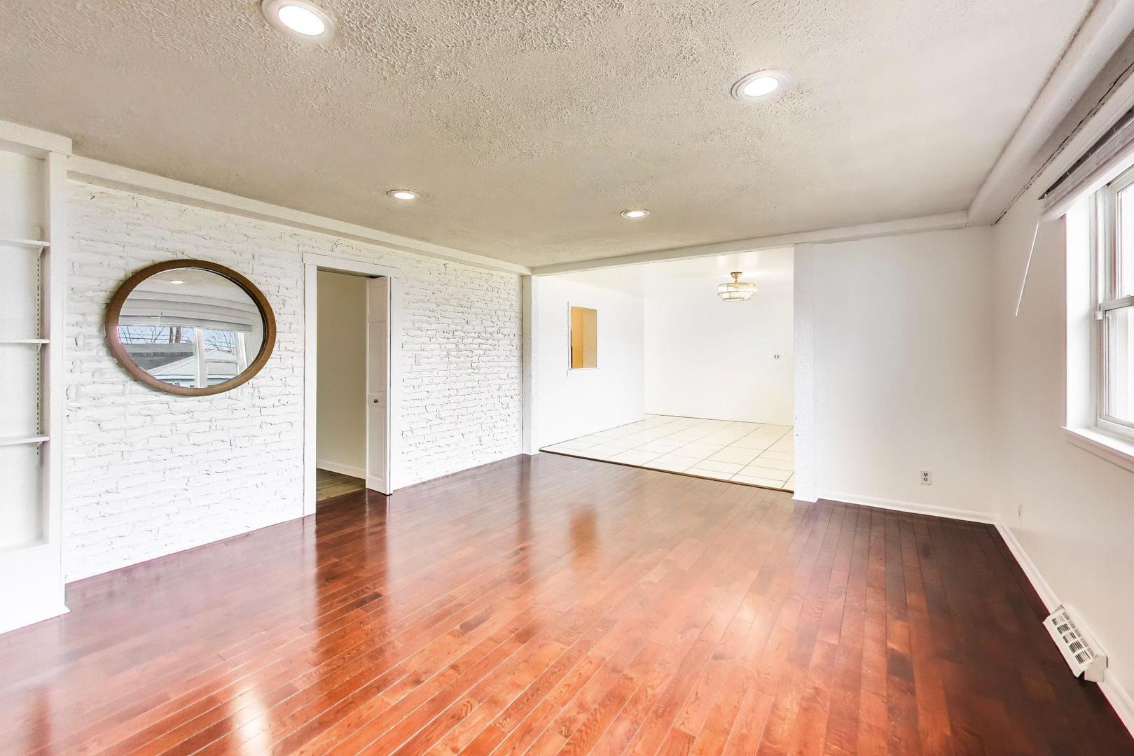 1508 SPEECHLEY Boulevard