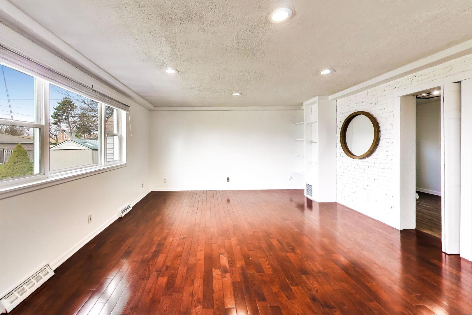 1508 SPEECHLEY Boulevard