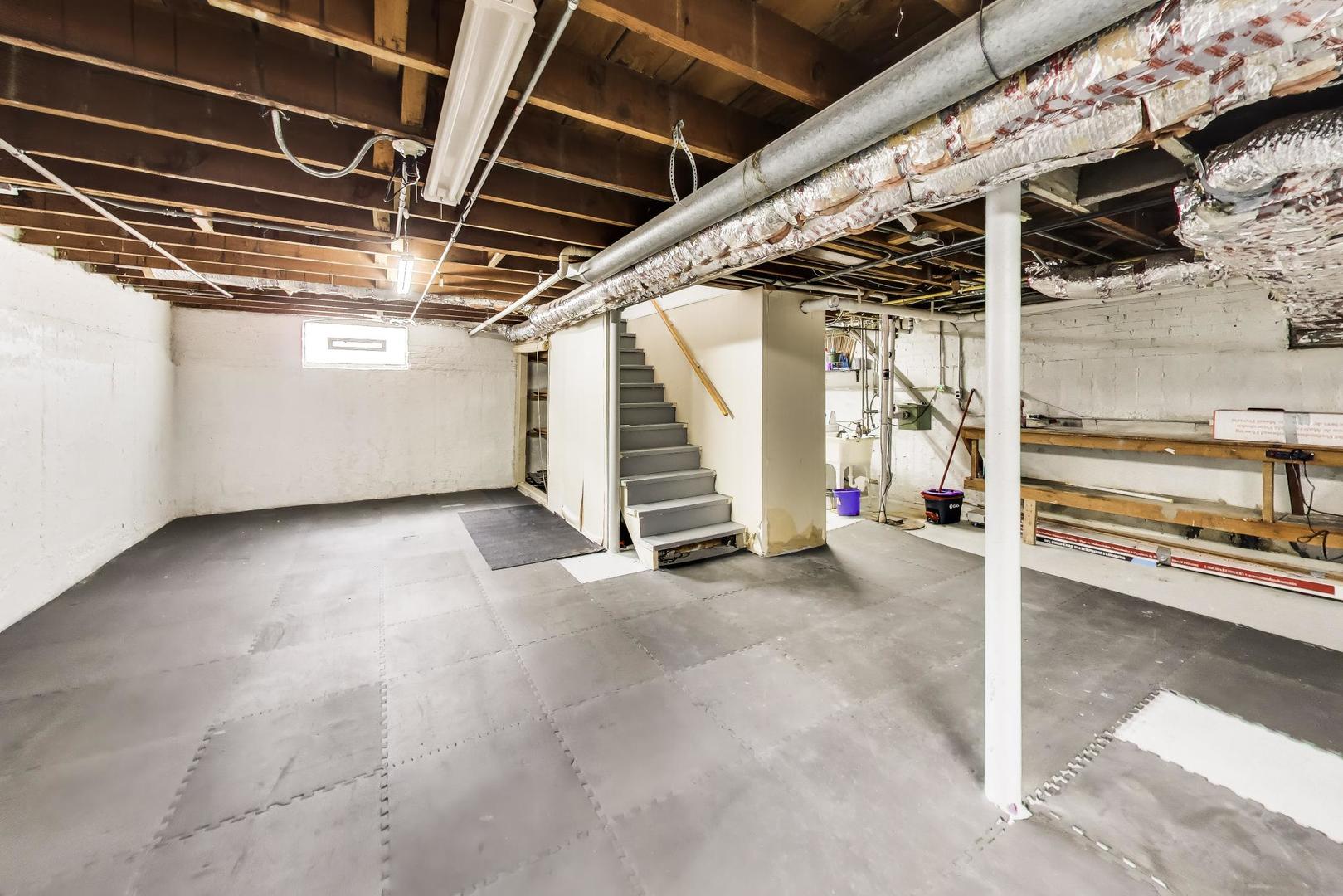 1508 SPEECHLEY Boulevard